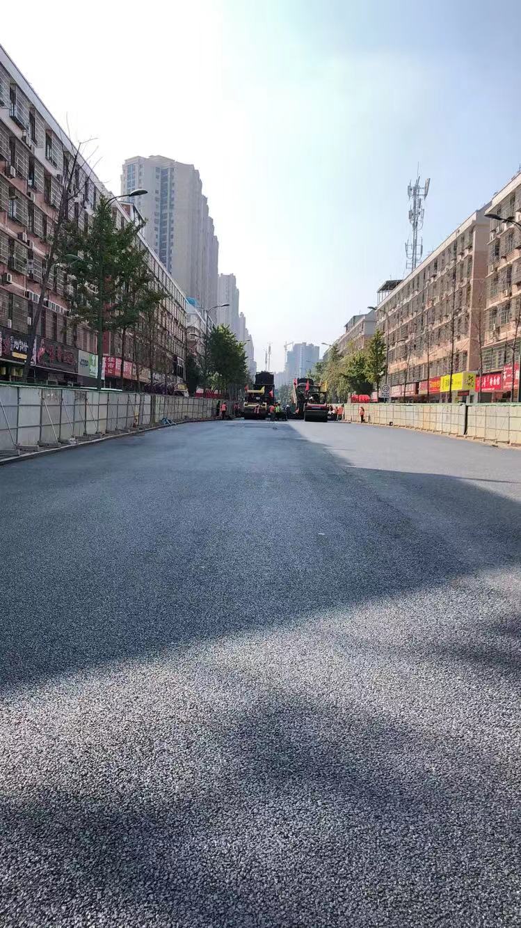 長沙太空金路橋材料有限公司,雙鋼輪壓路機(jī),福格勒瀝青攤鋪機(jī),AC系列,AF系列,SBS系列